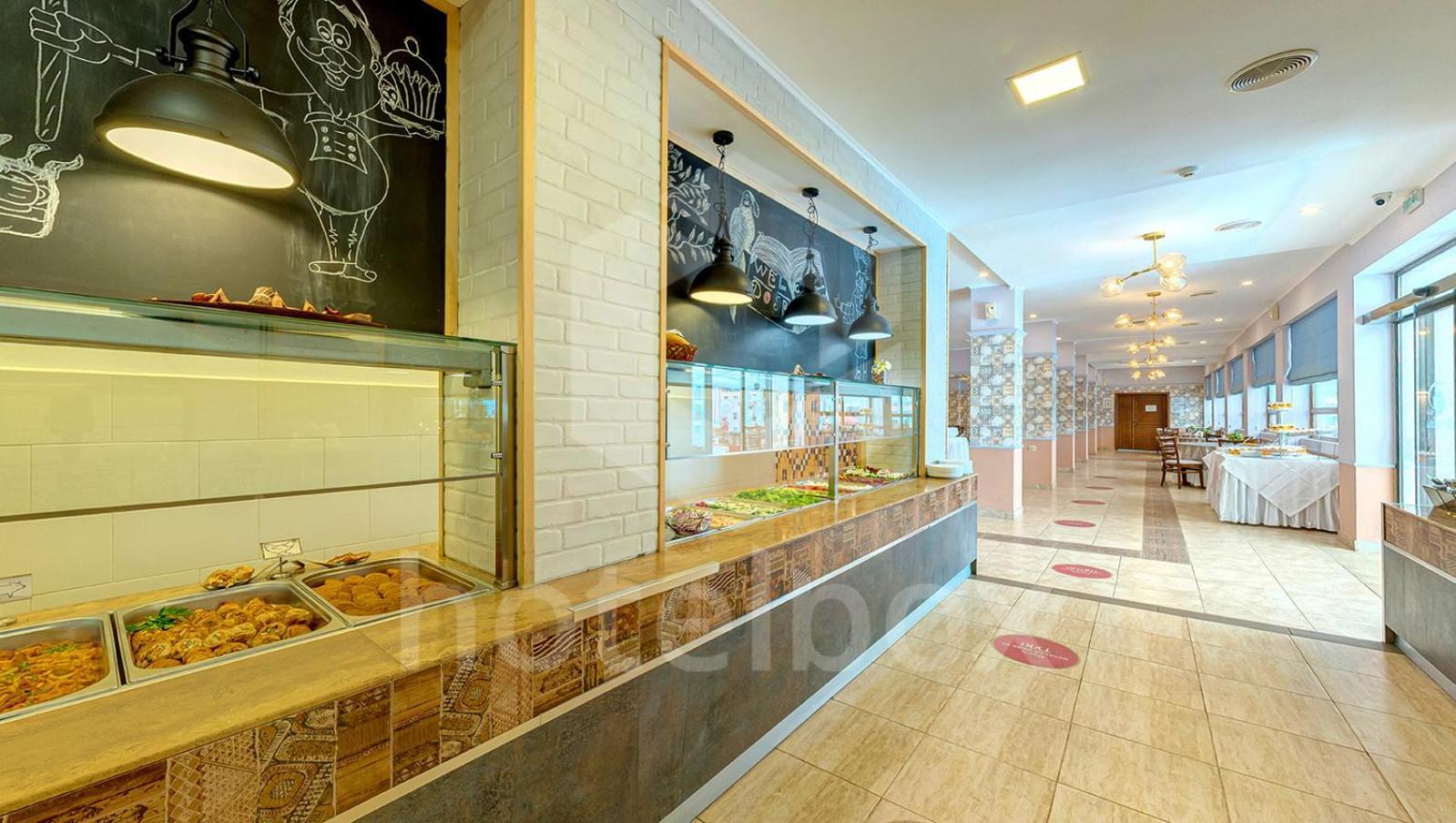 Detelina Hotel 3*