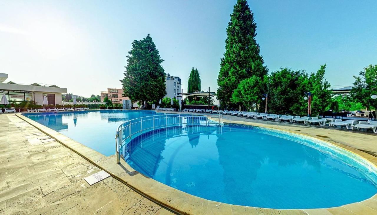Detelina Altın Kumlar